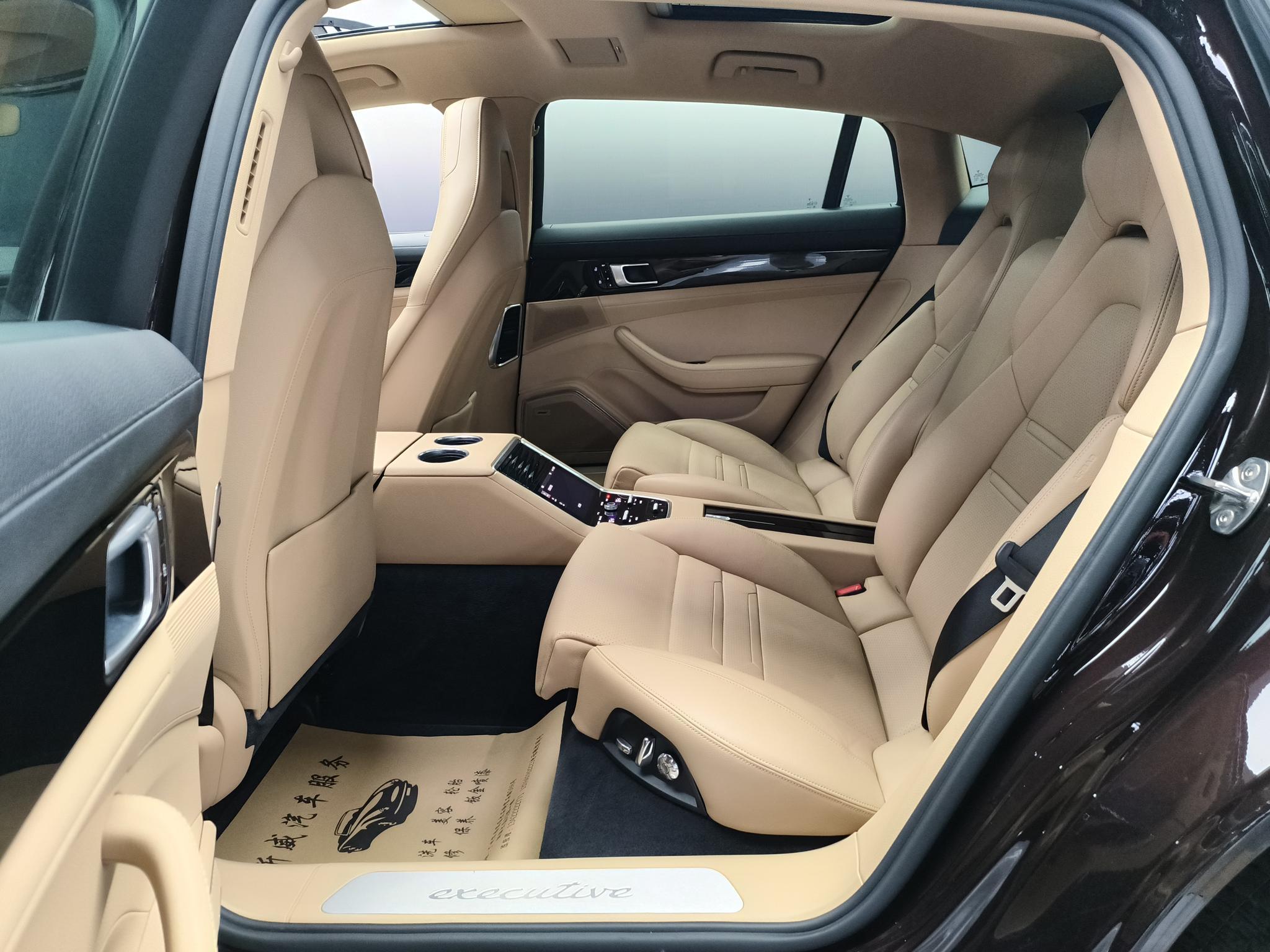 Porsche Panamera 2019 thumb 12