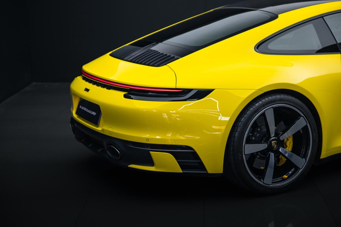 Porsche 911 2022 thumb 8