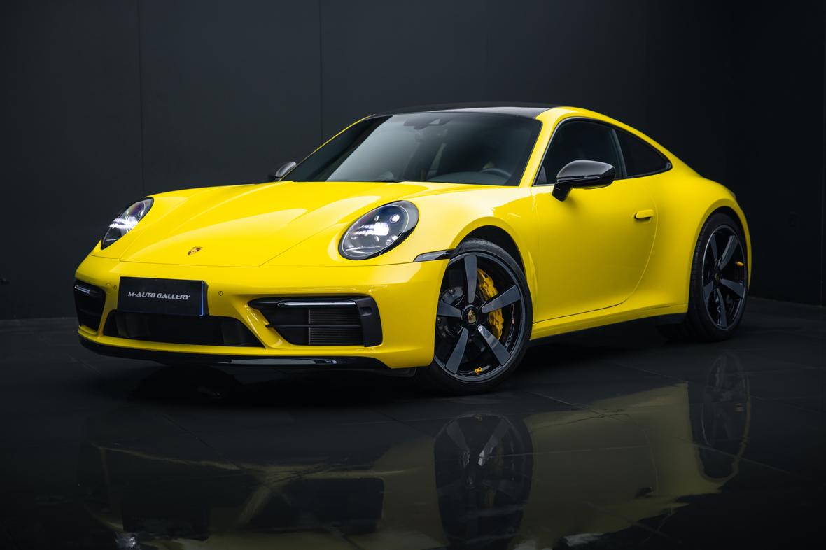 Porsche 911 2022 thumb 10