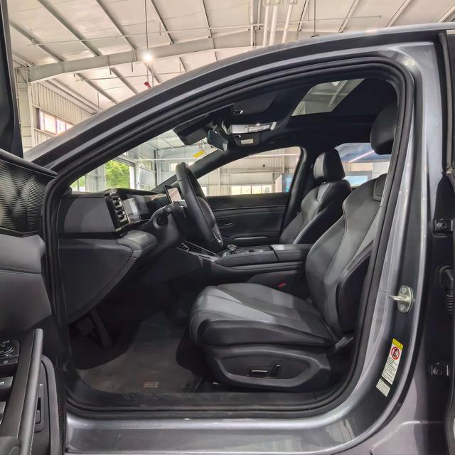 BYD Qin L DM 2025 thumb 7