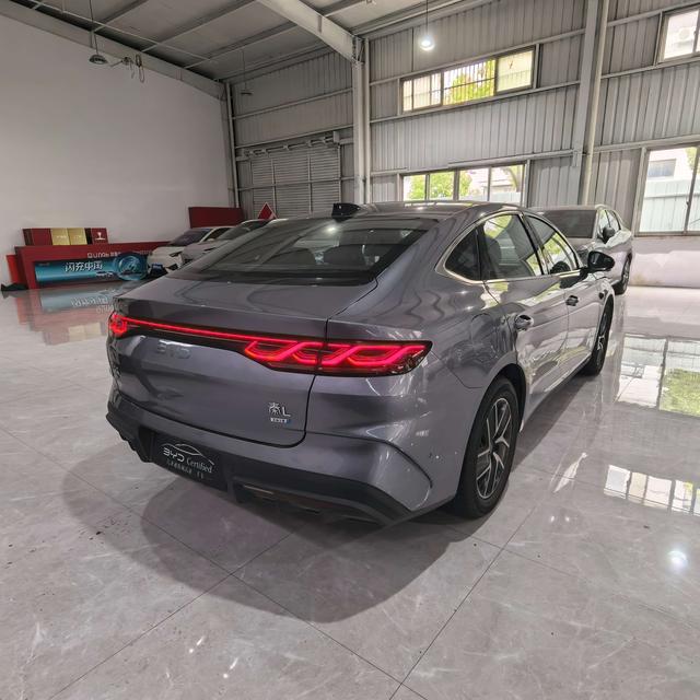 BYD Qin L DM 2025 thumb 12