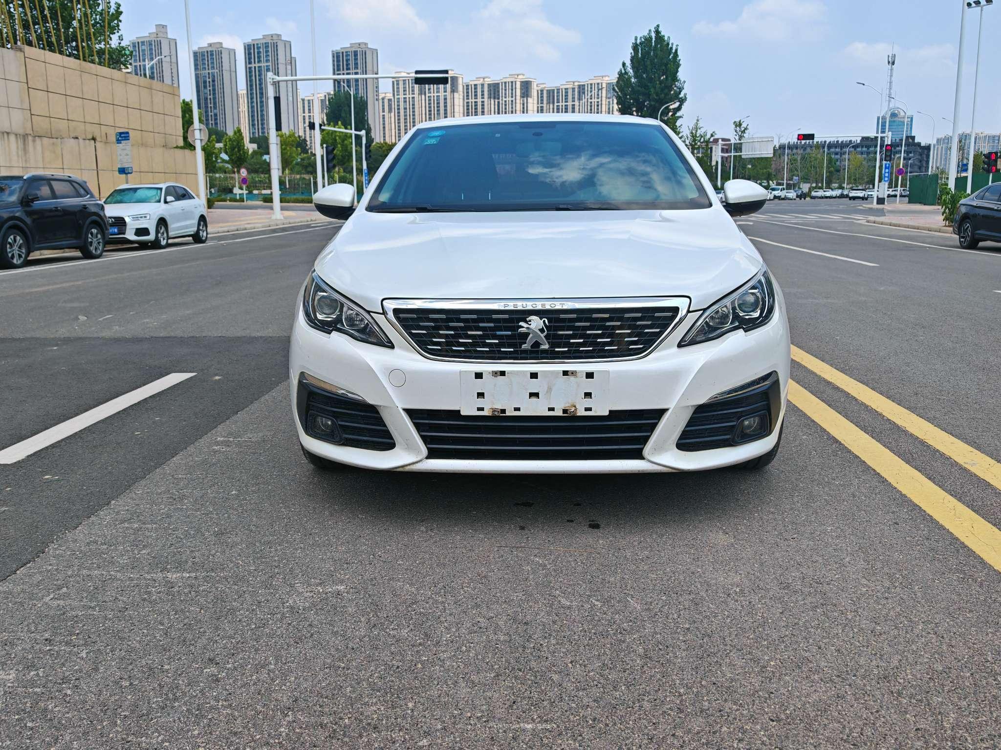 Peugeot 308 2019 thumb 10