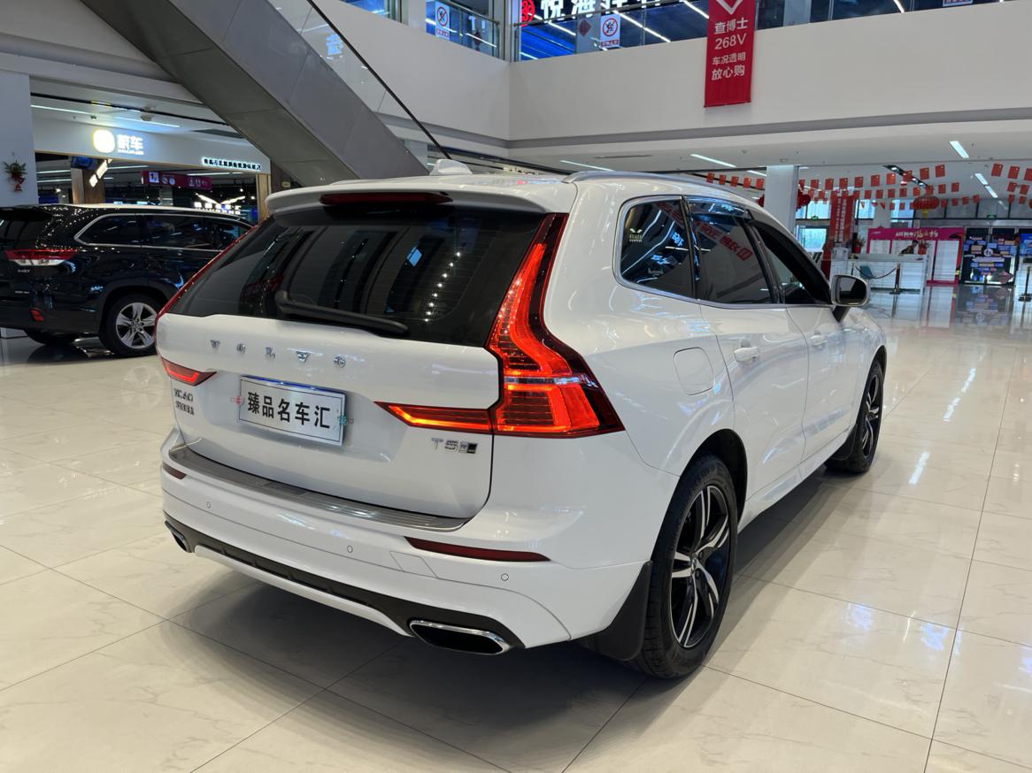 Volvo XC60 2019 thumb 5