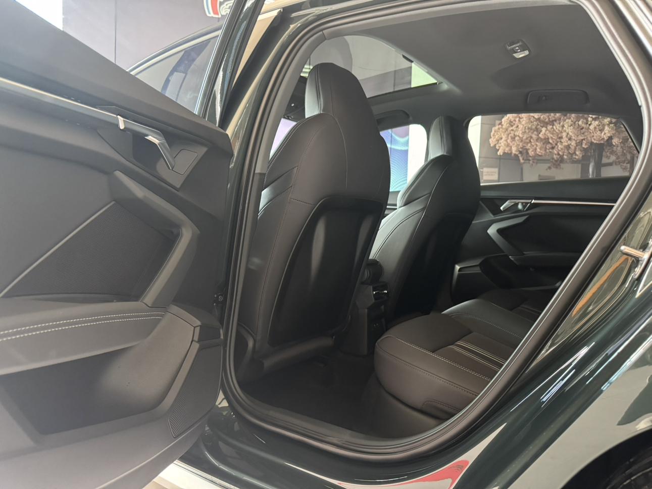 Audi A3 2023 thumb 9