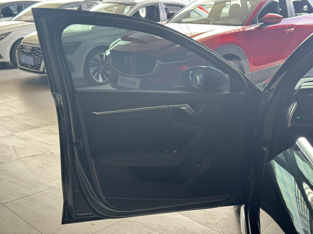 Audi A3 2023 thumb 10