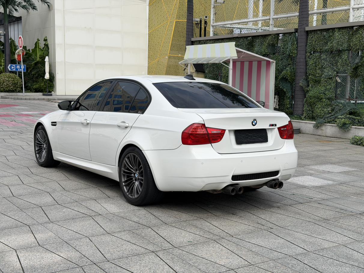 BMW M3 2009 thumb 2