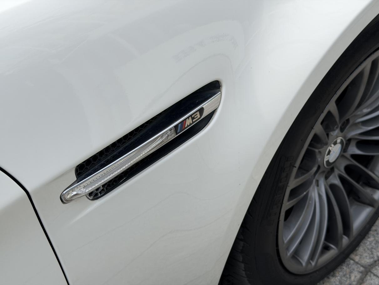 BMW M3 2009 thumb 5