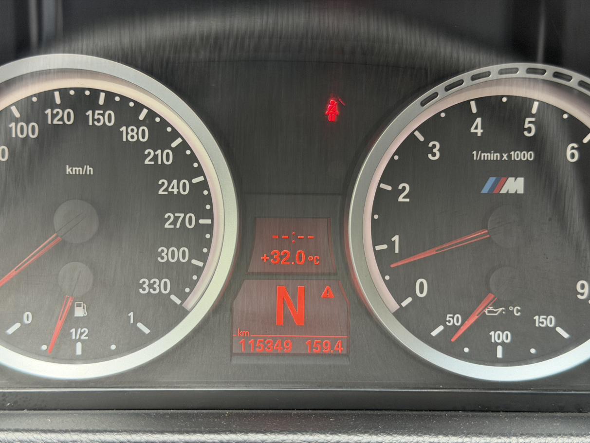 BMW M3 2009 thumb 8