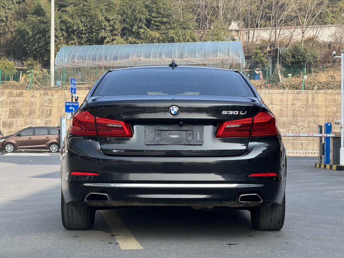 BMW 5 серии 2020 thumb 3