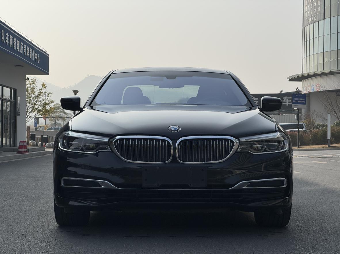 BMW 5 серии 2020 thumb 10