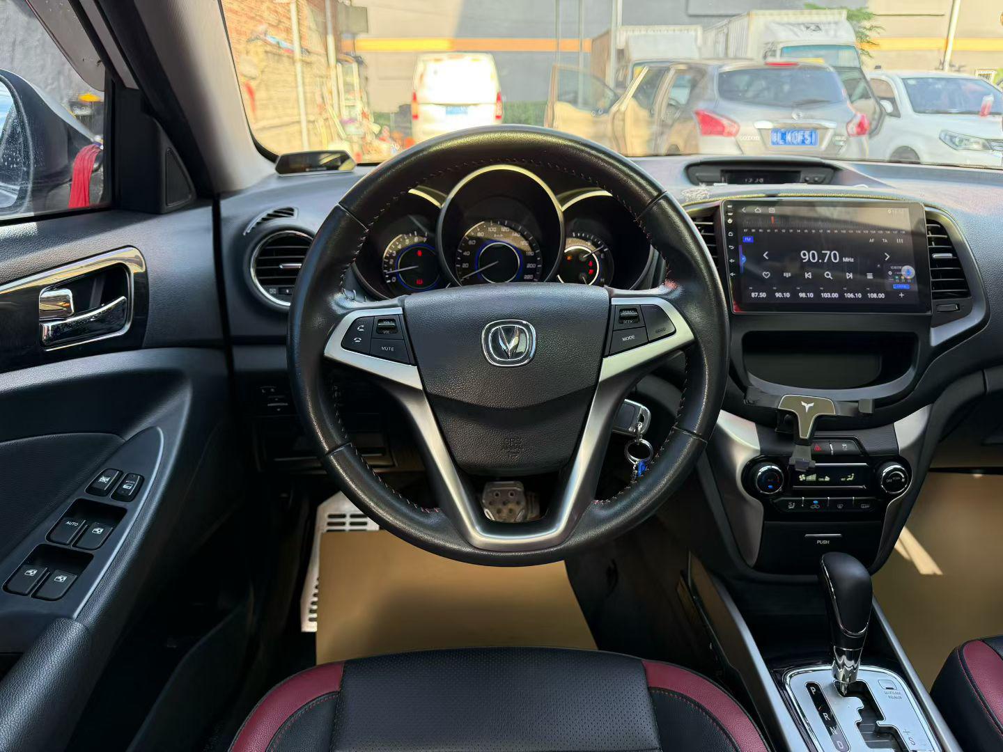 Changan Eado 2015 thumb 4