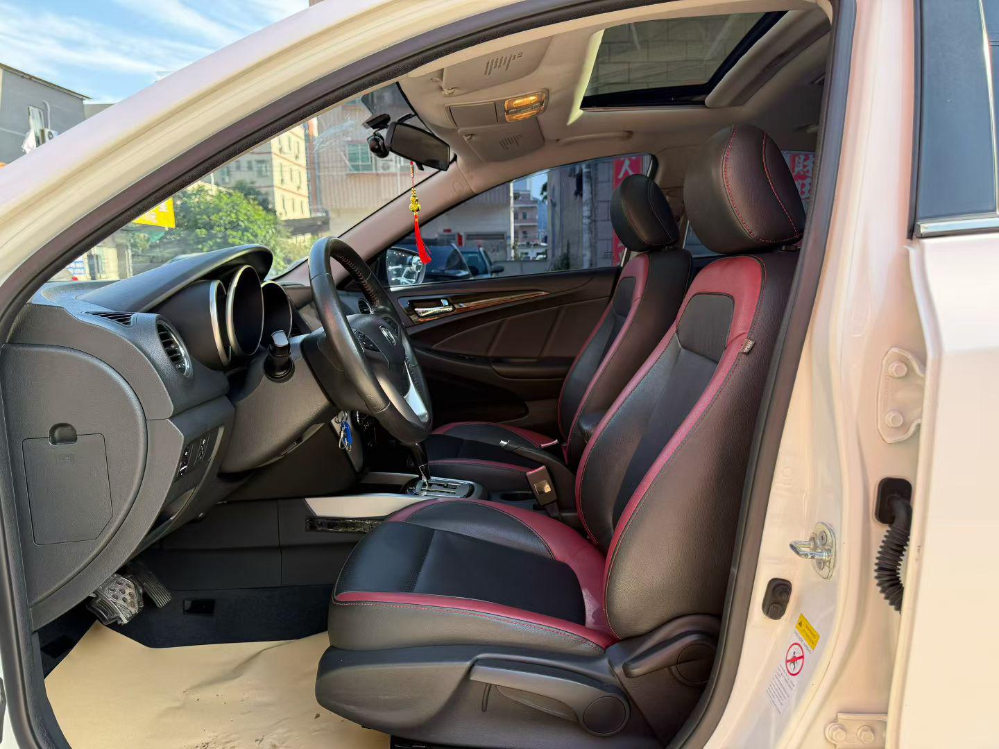 Changan Eado 2015 thumb 5