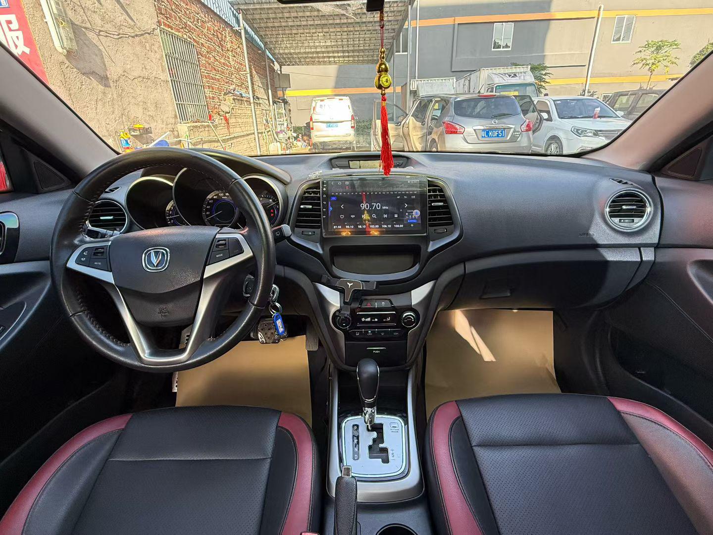 Changan Eado 2015 thumb 12