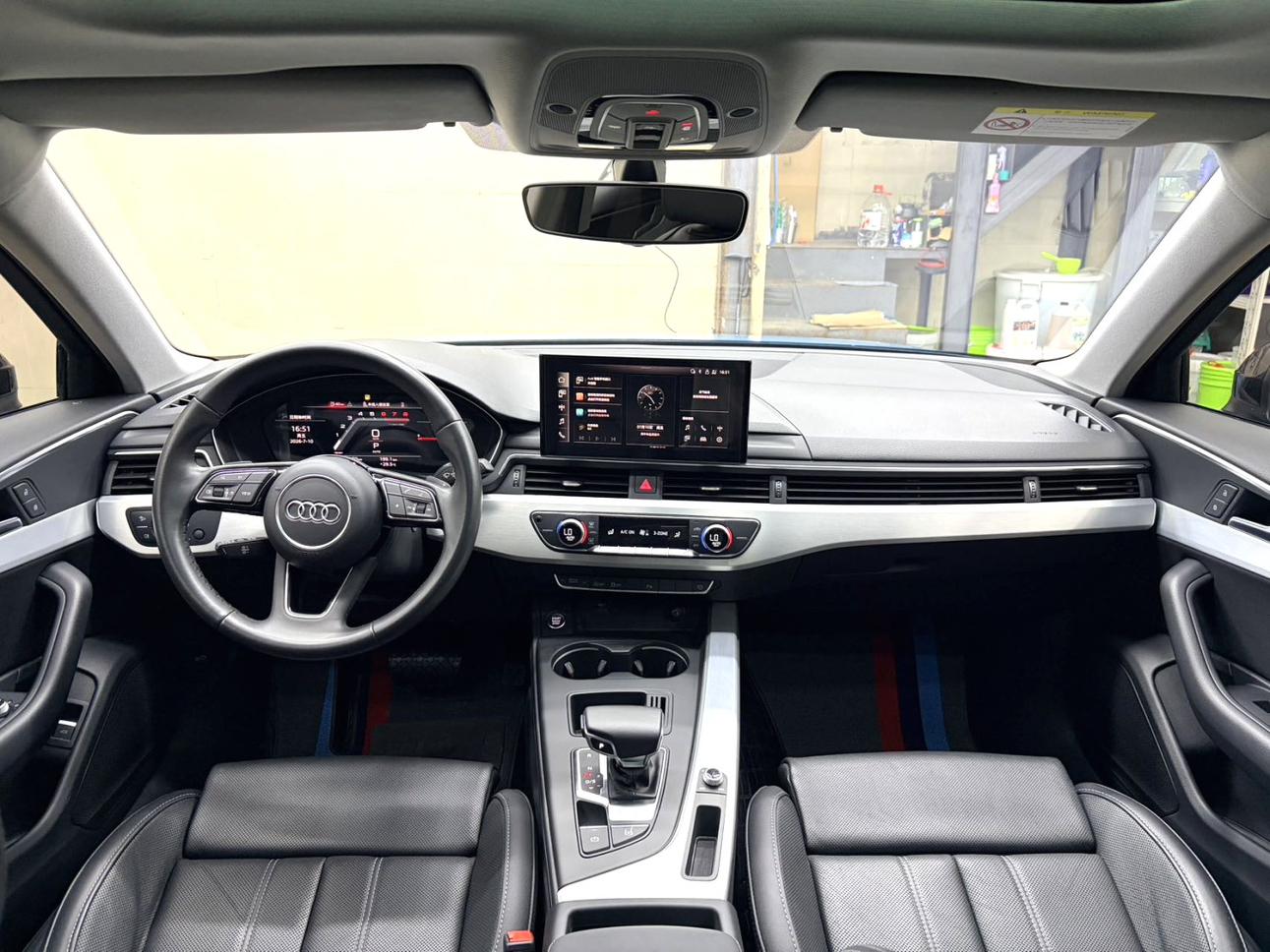 Audi A4 2022 thumb 4