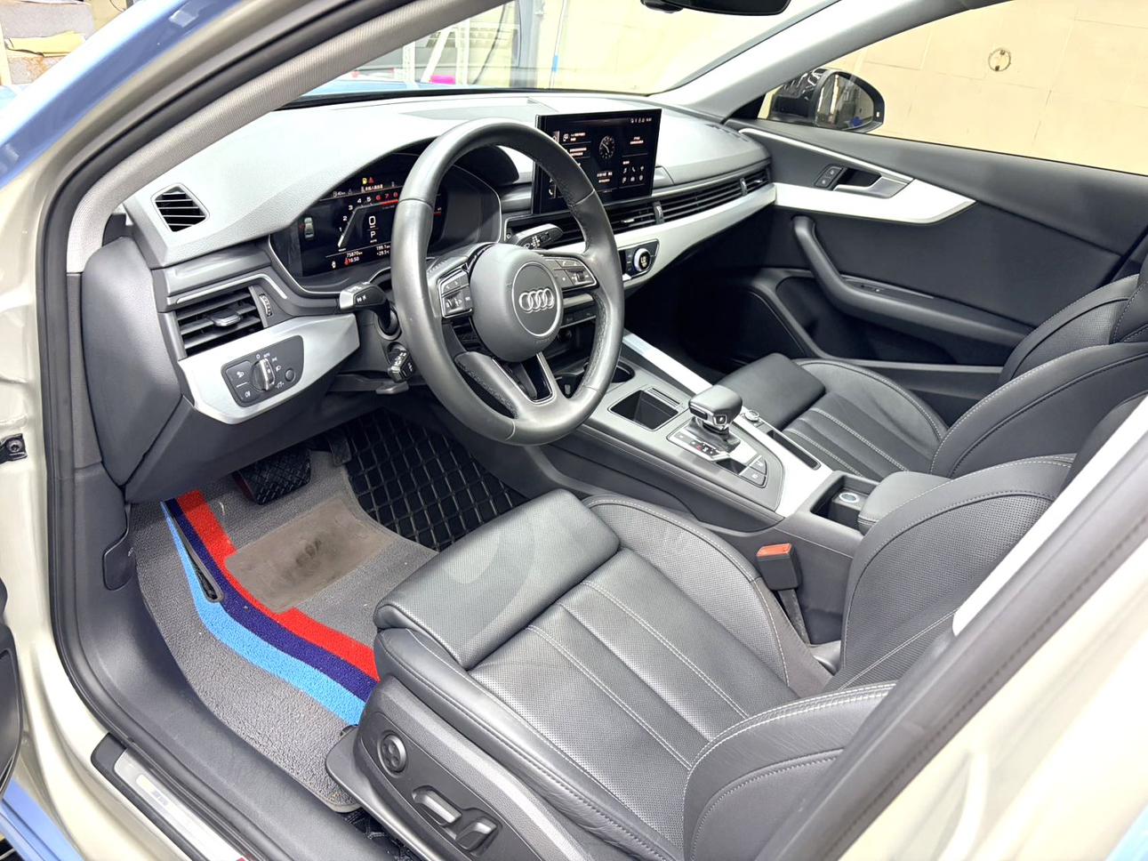 Audi A4 2022 thumb 6