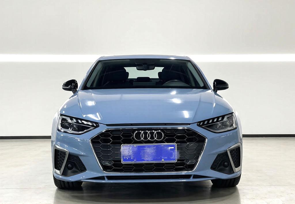Audi A4 2022 thumb 9