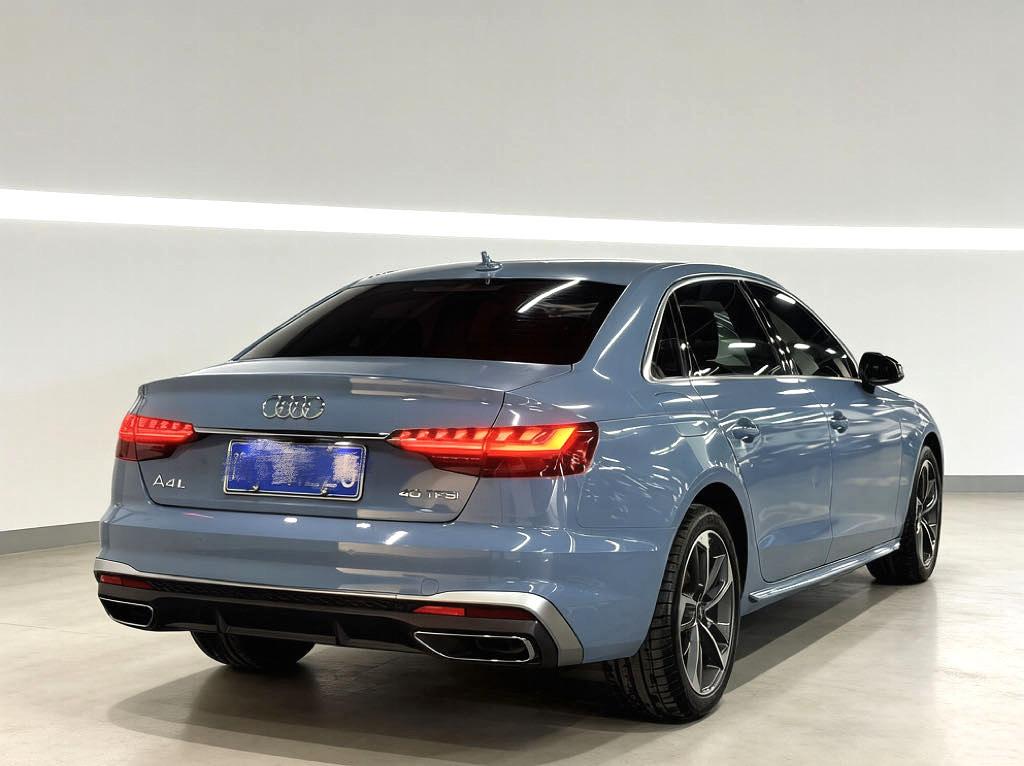 Audi A4 2022 thumb 12