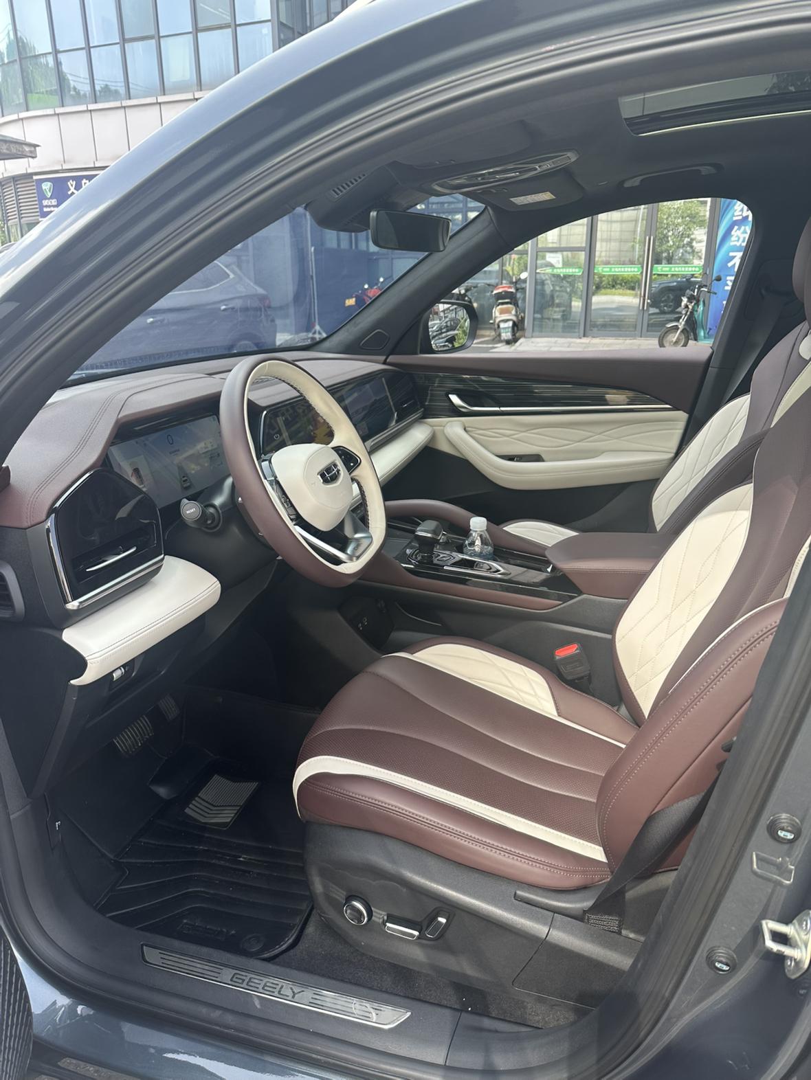 Geely Xingyue L 2021 thumb 7