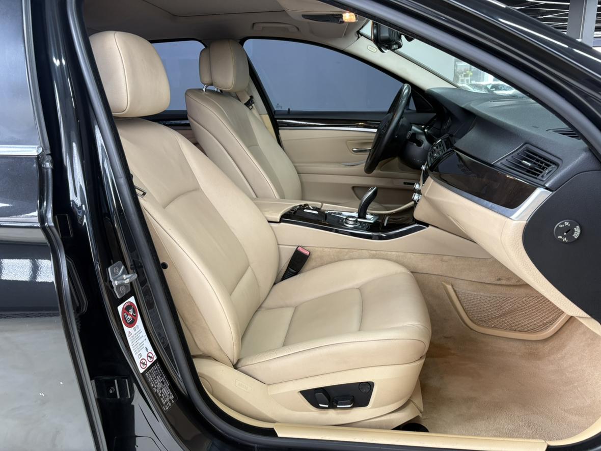BMW 5 серии 2013 thumb 11