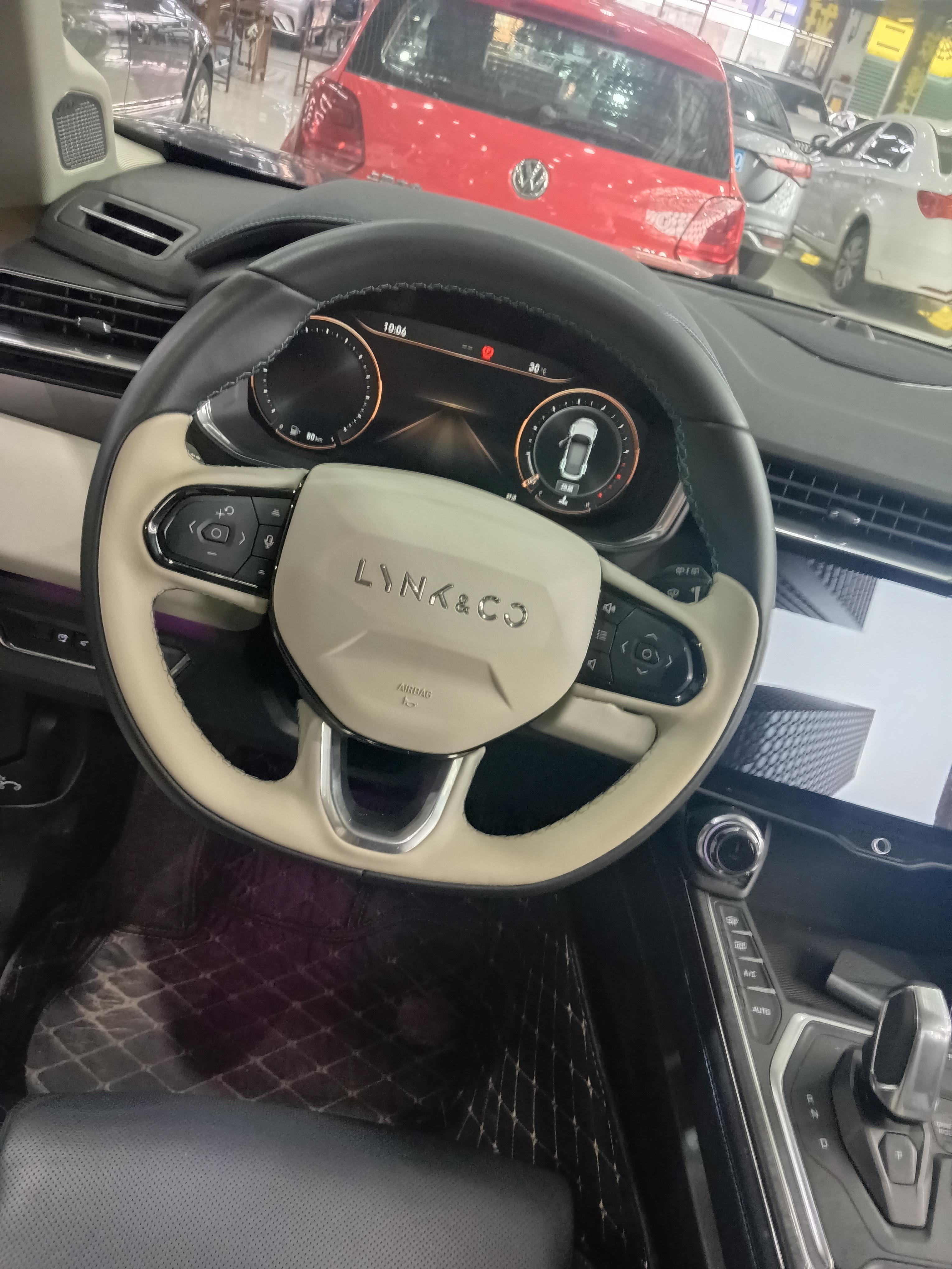 Lynk & Co 01 2021 thumb 6