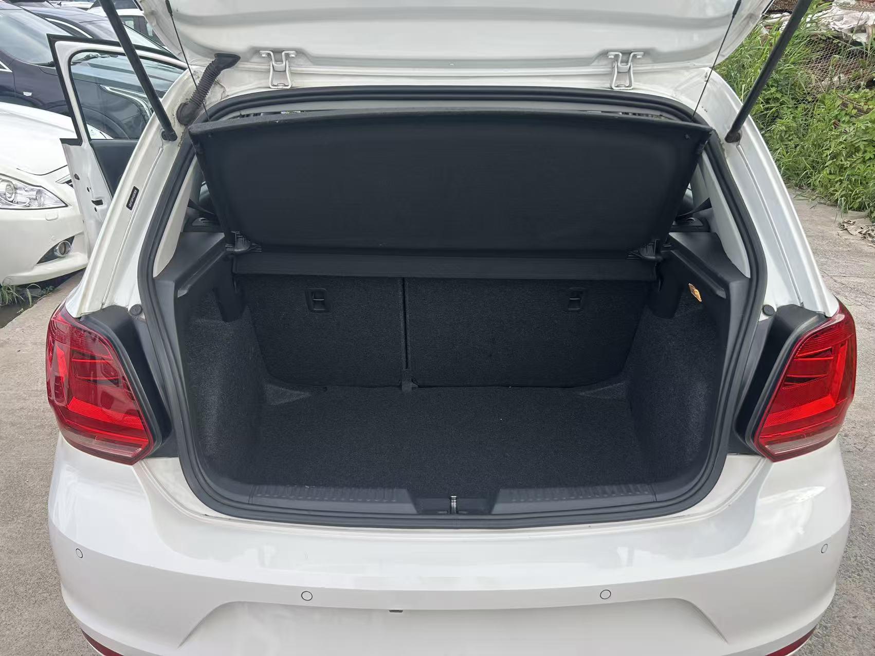 Volkswagen Polo 2018 thumb 11