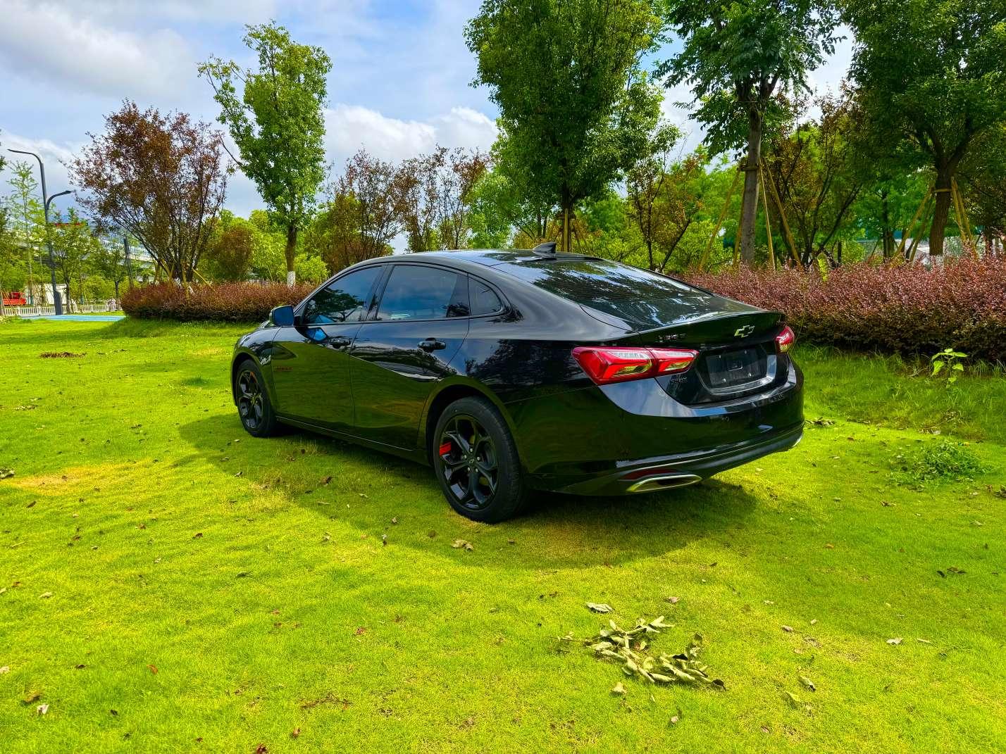 Chevrolet Malibu 2021 thumb 3