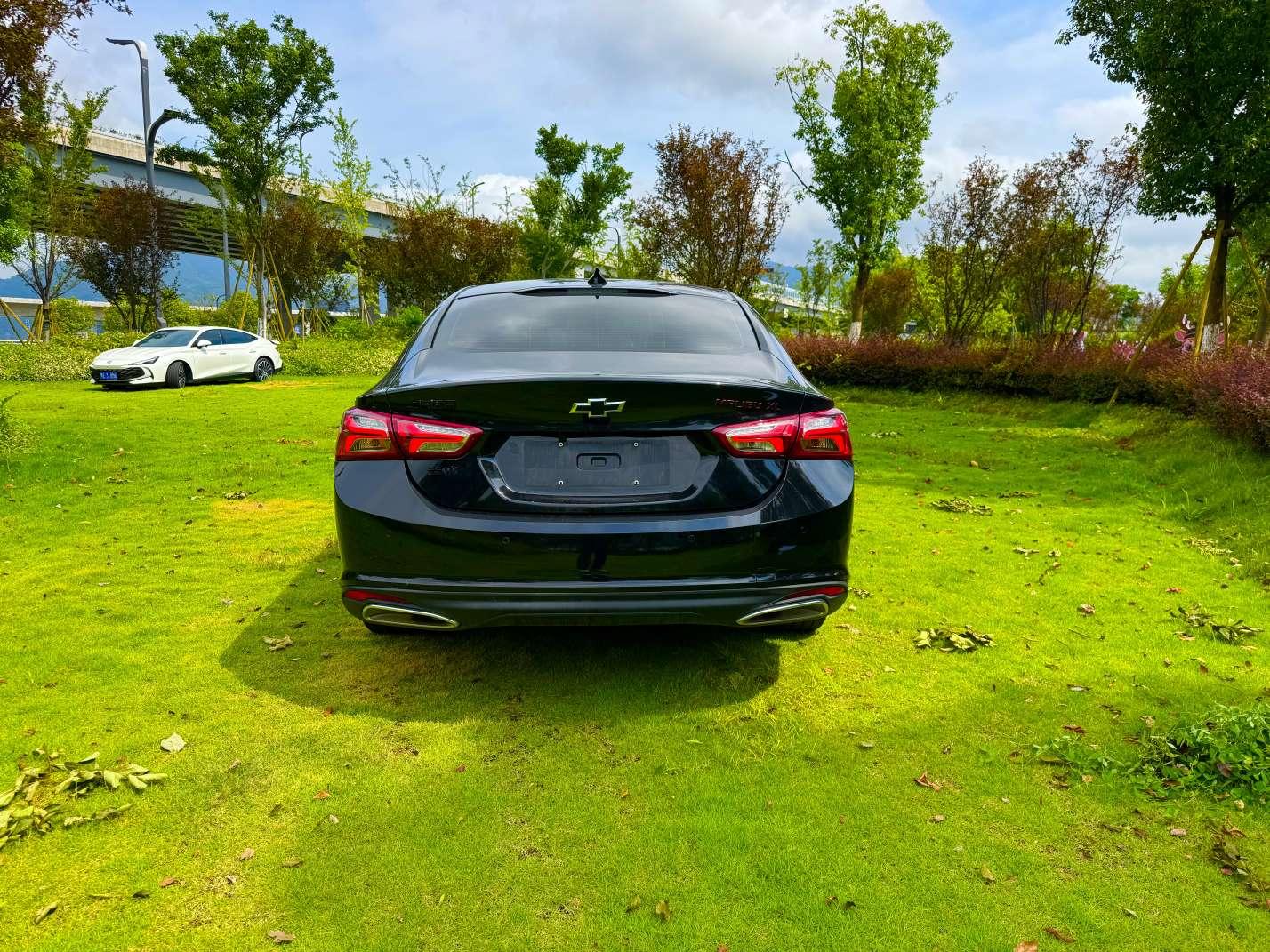 Chevrolet Malibu 2021 thumb 4