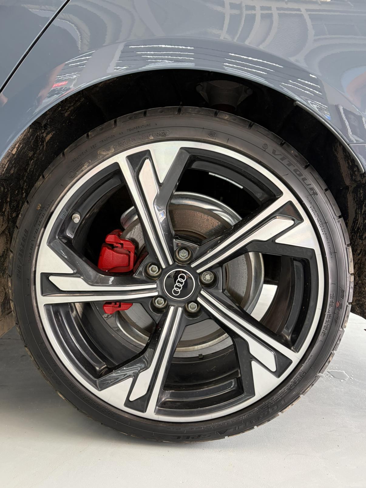 Audi A4 2022 thumb 5