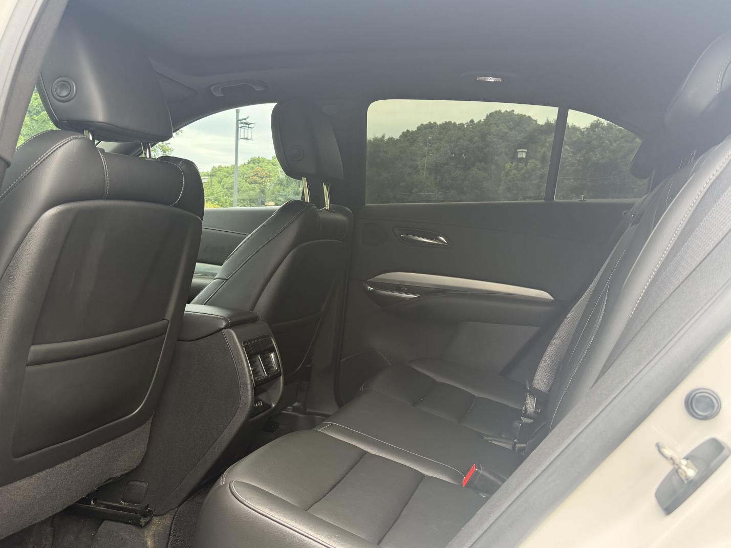 Cadillac XT4 2018 thumb 9