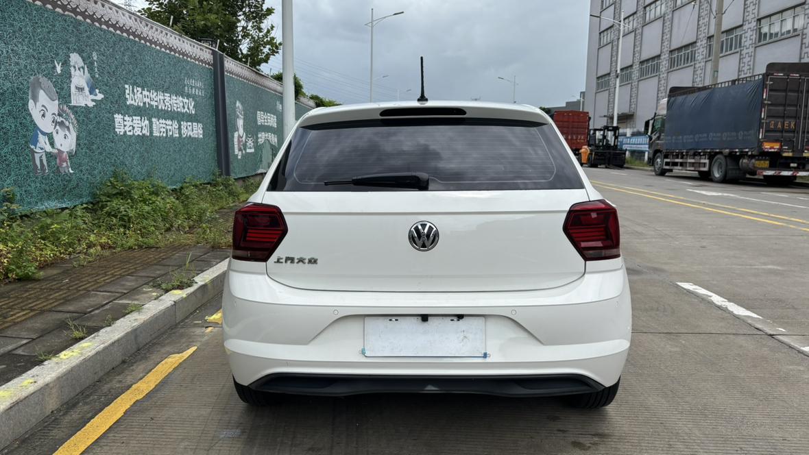 Volkswagen Polo 2019 thumb 3