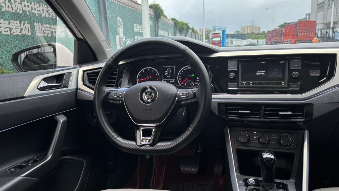 Volkswagen Polo 2019 thumb 12