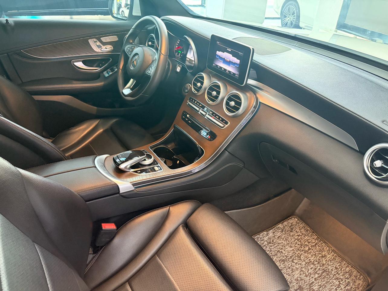 Mercedes-Benz GLC 2019 thumb 7