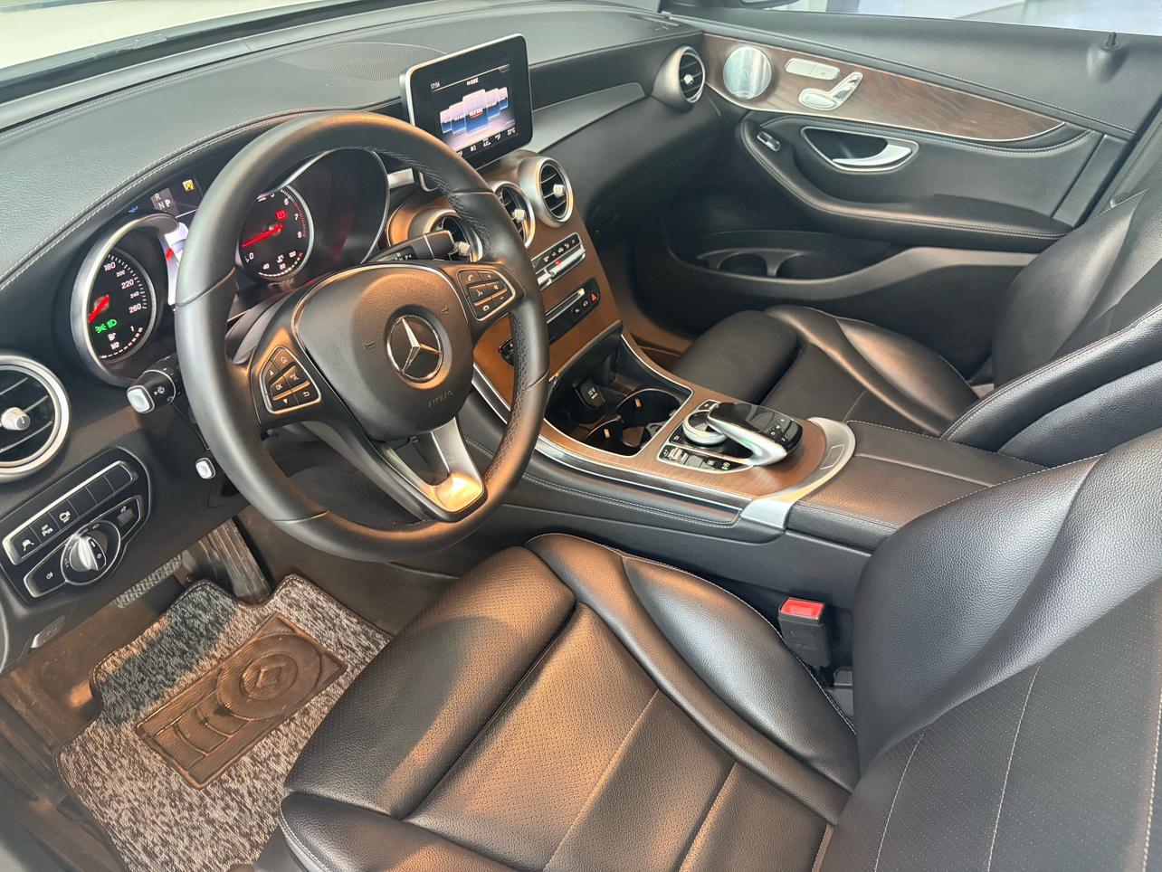 Mercedes-Benz GLC 2019 thumb 12