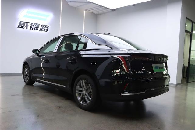 Hongqi E-QM5 2025 thumb 8