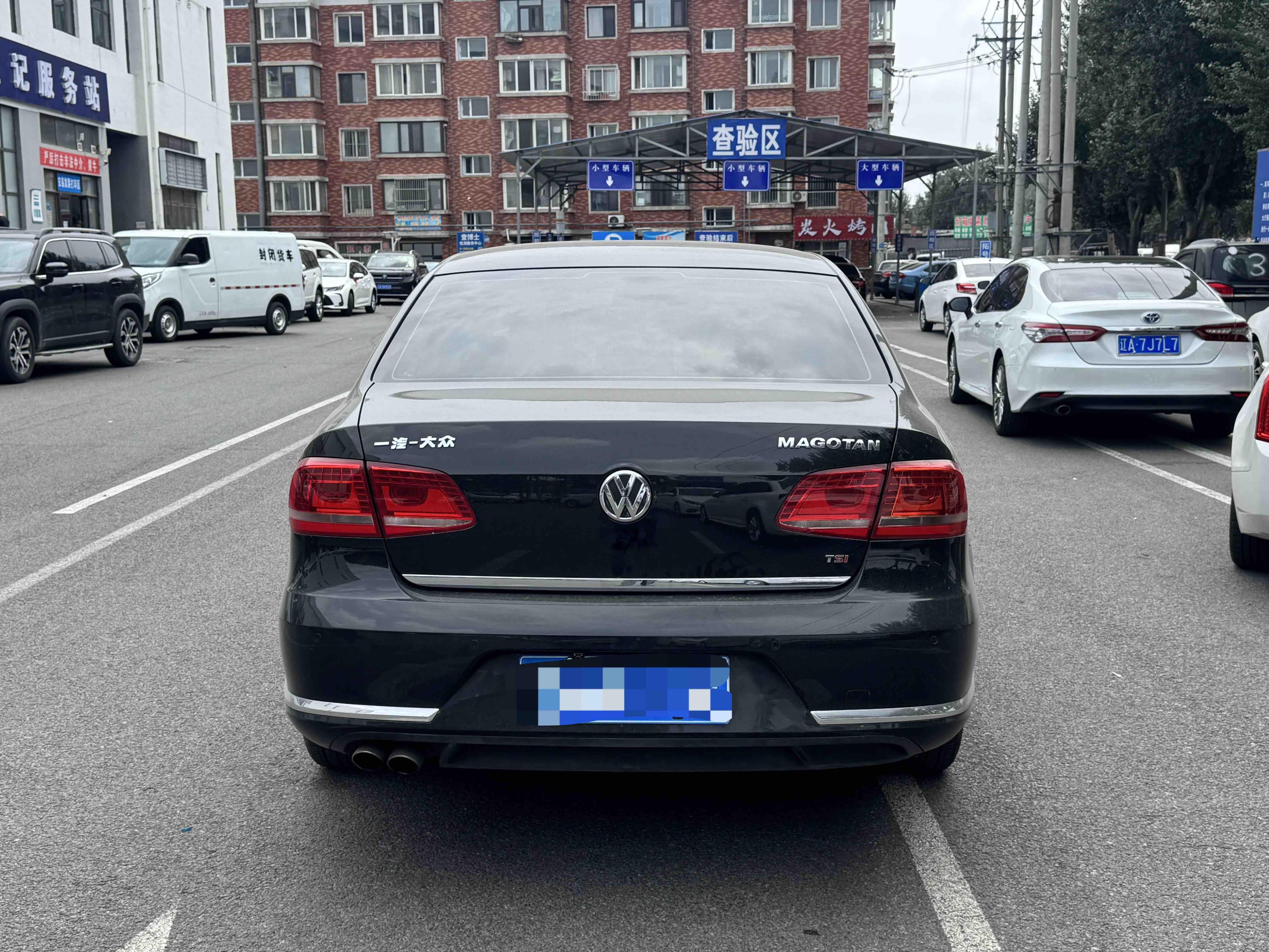 Volkswagen Magotan 2015 thumb 3