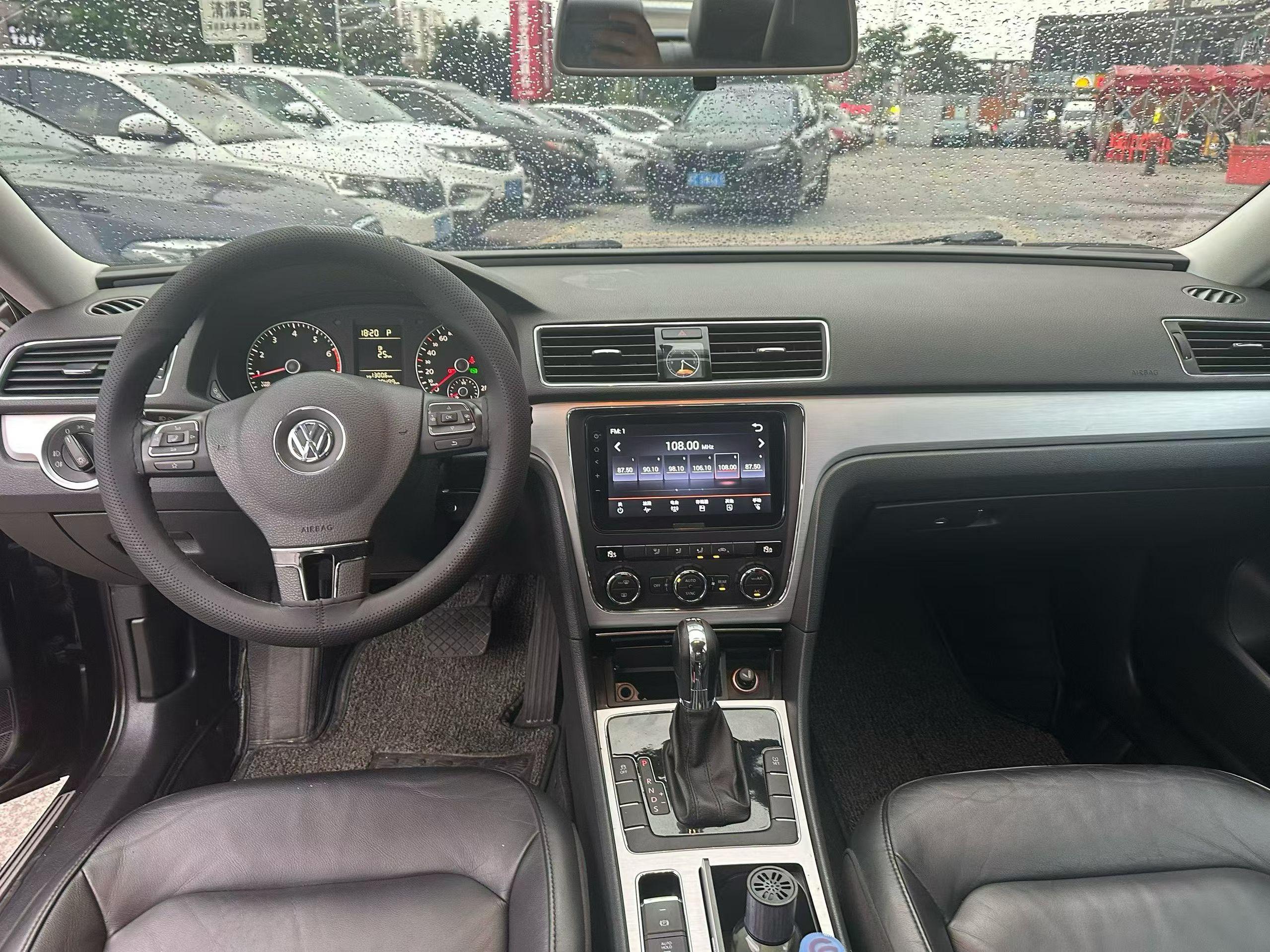 Volkswagen Passat (North America and China) 2014 thumb 4