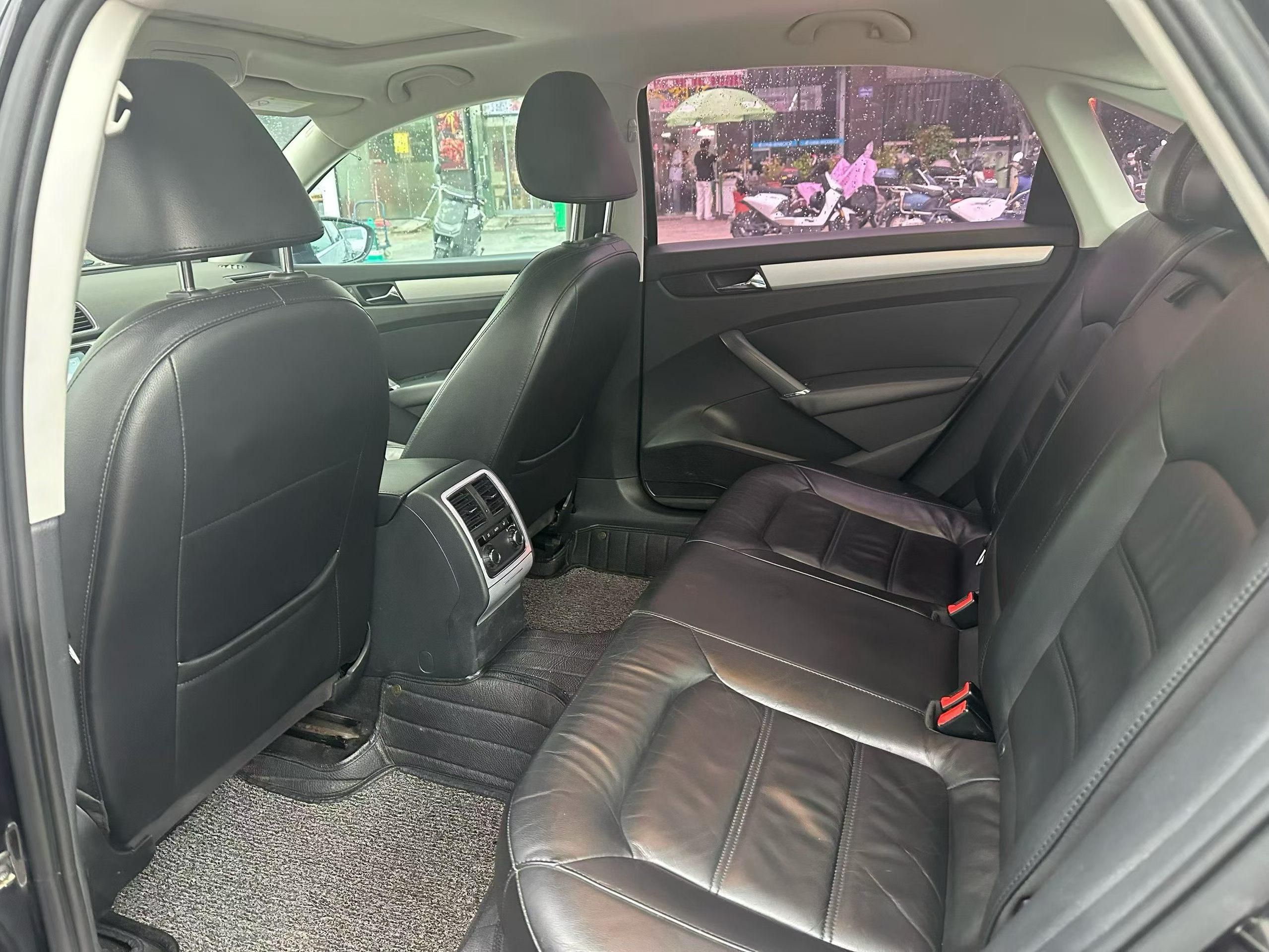 Volkswagen Passat (North America and China) 2014 thumb 7