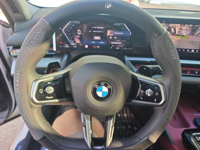 BMW 5 серии 2025 thumb 9