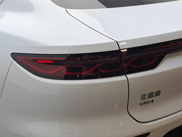 BYD Han 2022 thumb 11
