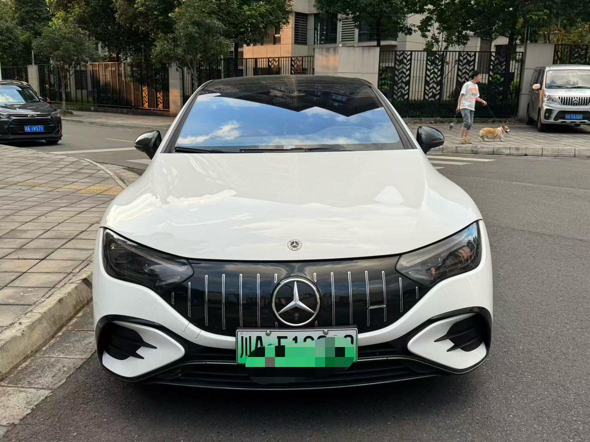 Mercedes-Benz EQE AMG 2023 thumb 12