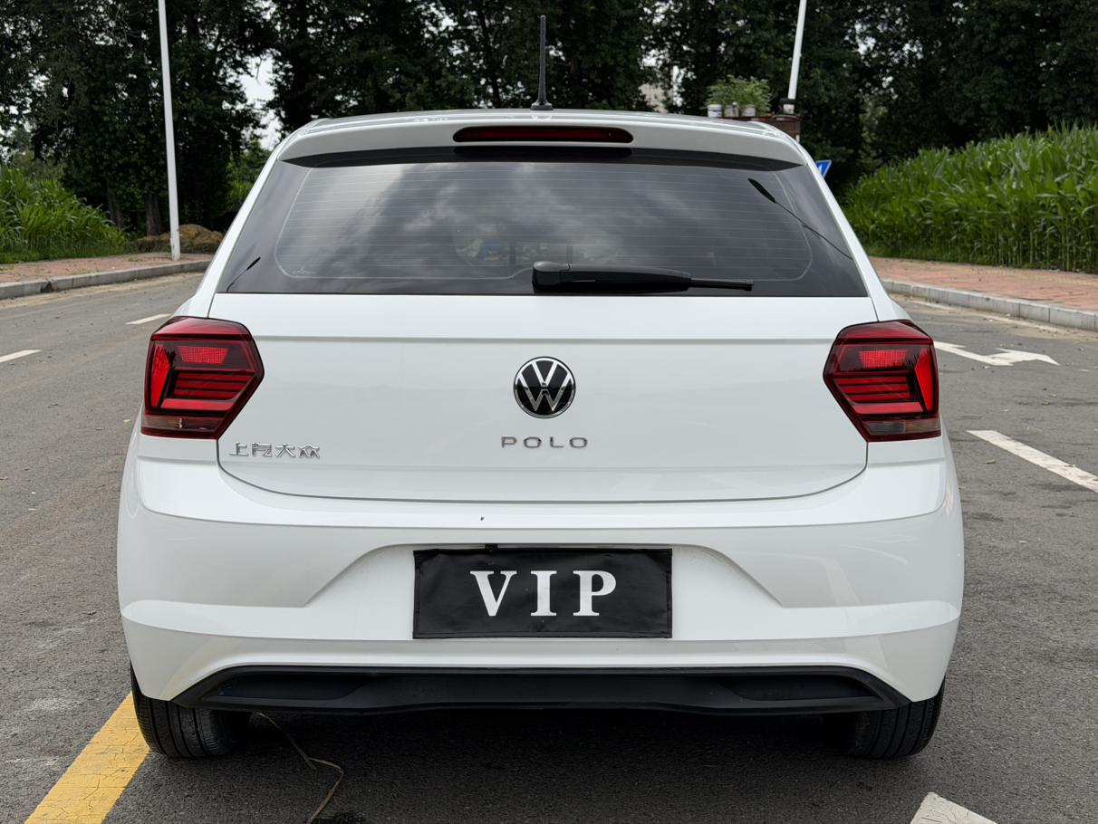 Volkswagen Polo 2023 thumb 3
