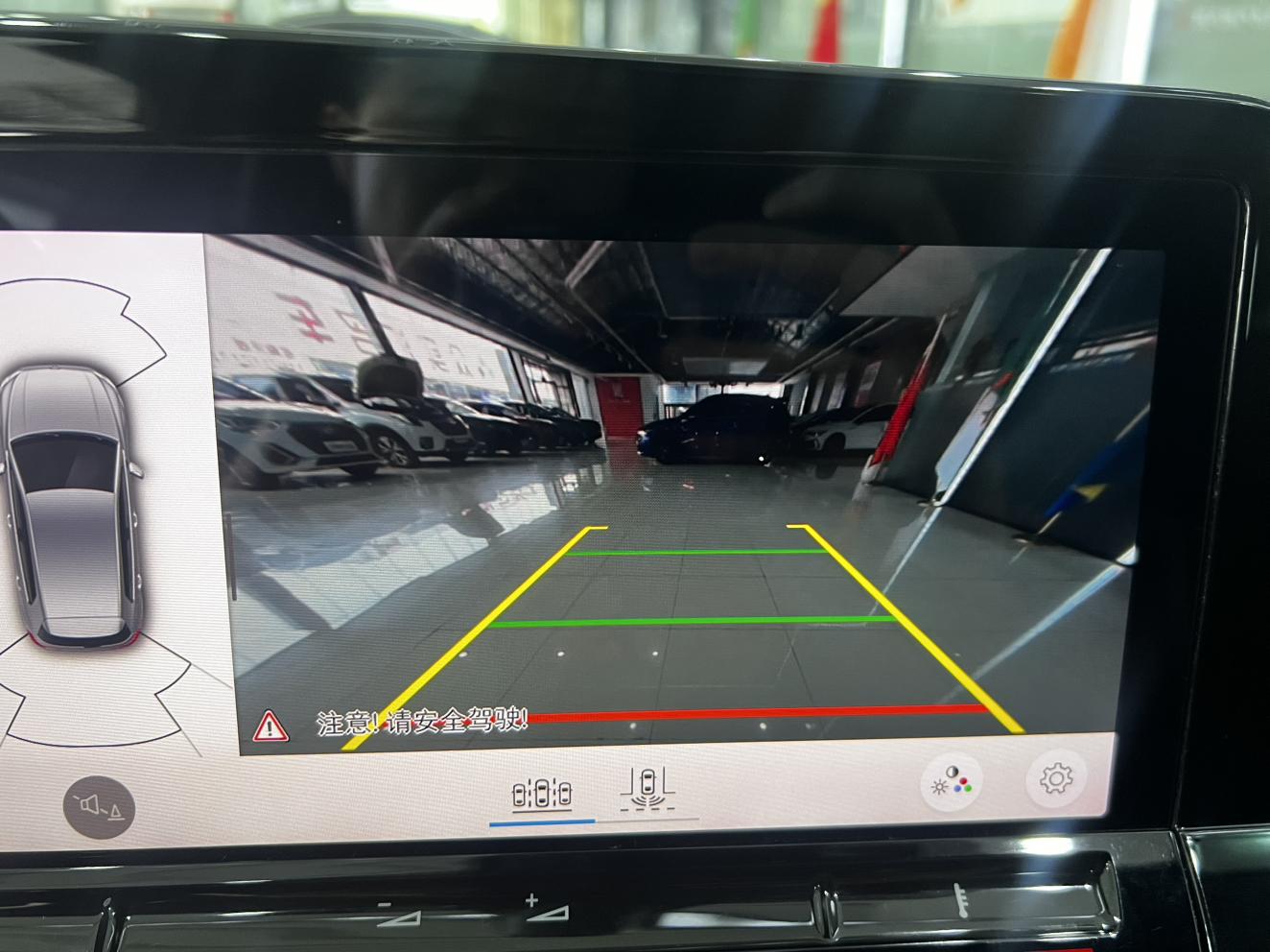 Volkswagen Golf Sportsvan 2021 thumb 6