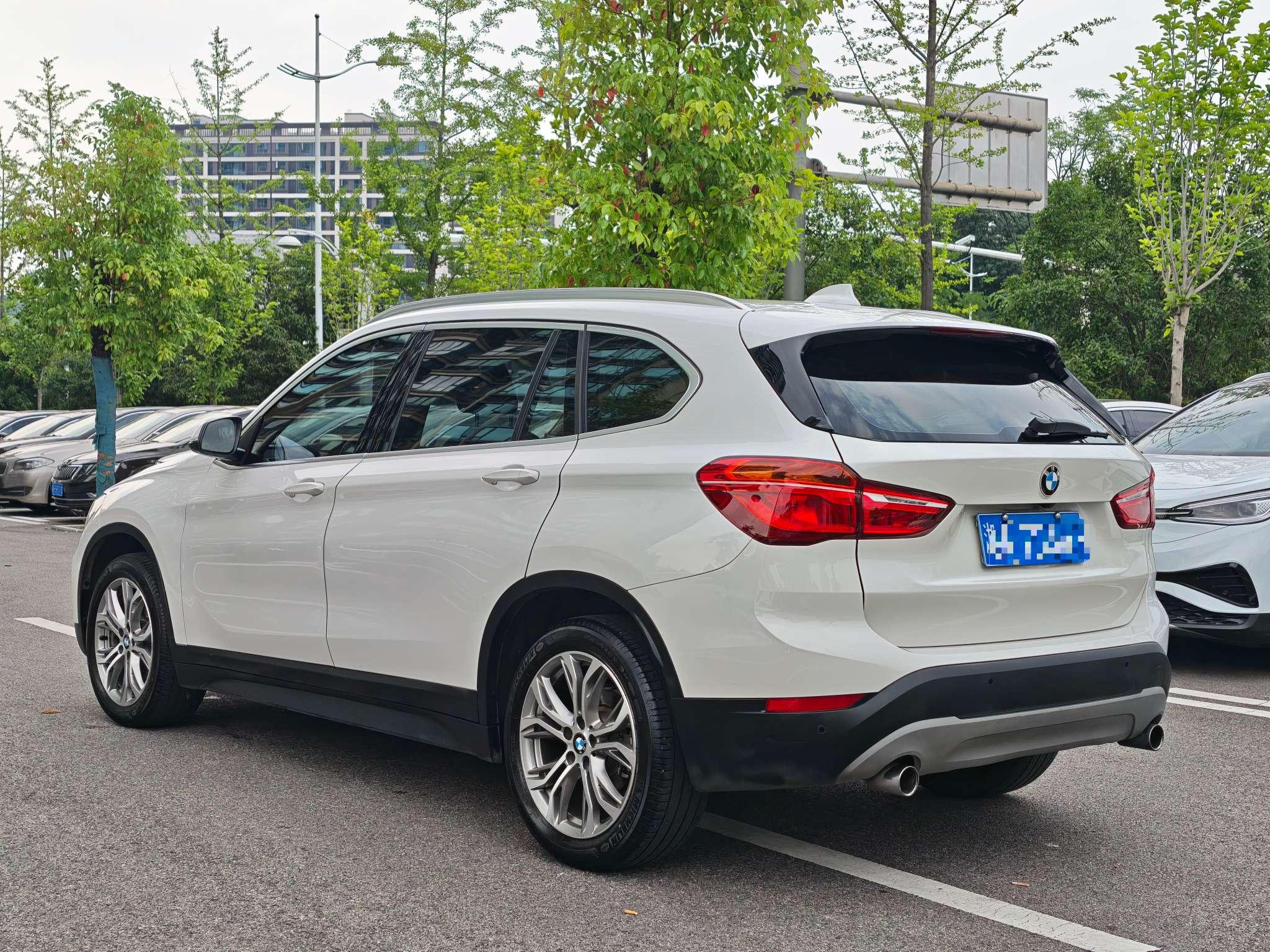 BMW X1 2019 thumb 11