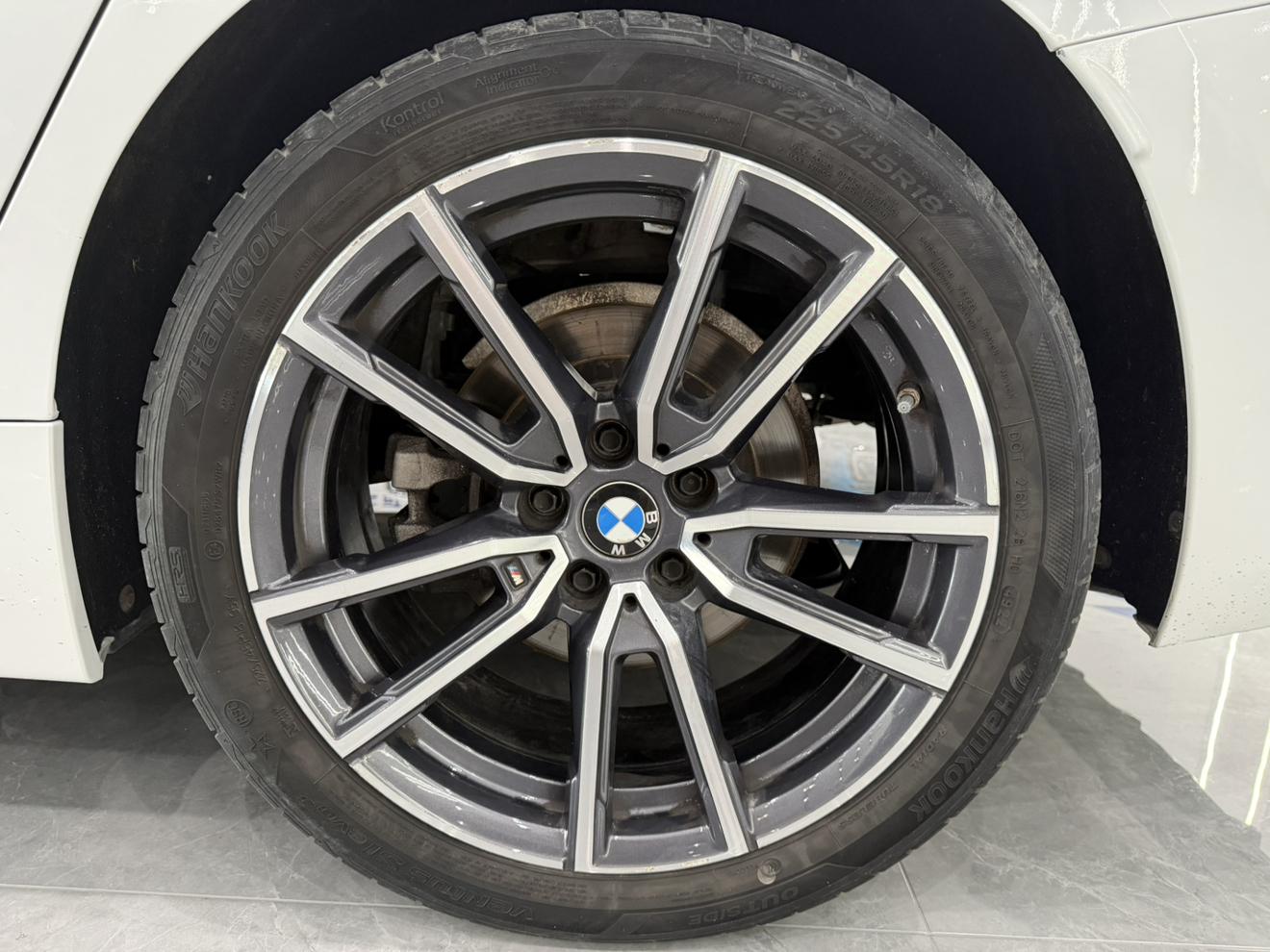 BMW 3 серии 2023 thumb 5