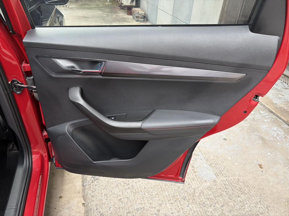 Skoda Ke Luo Ke 2022 thumb 8