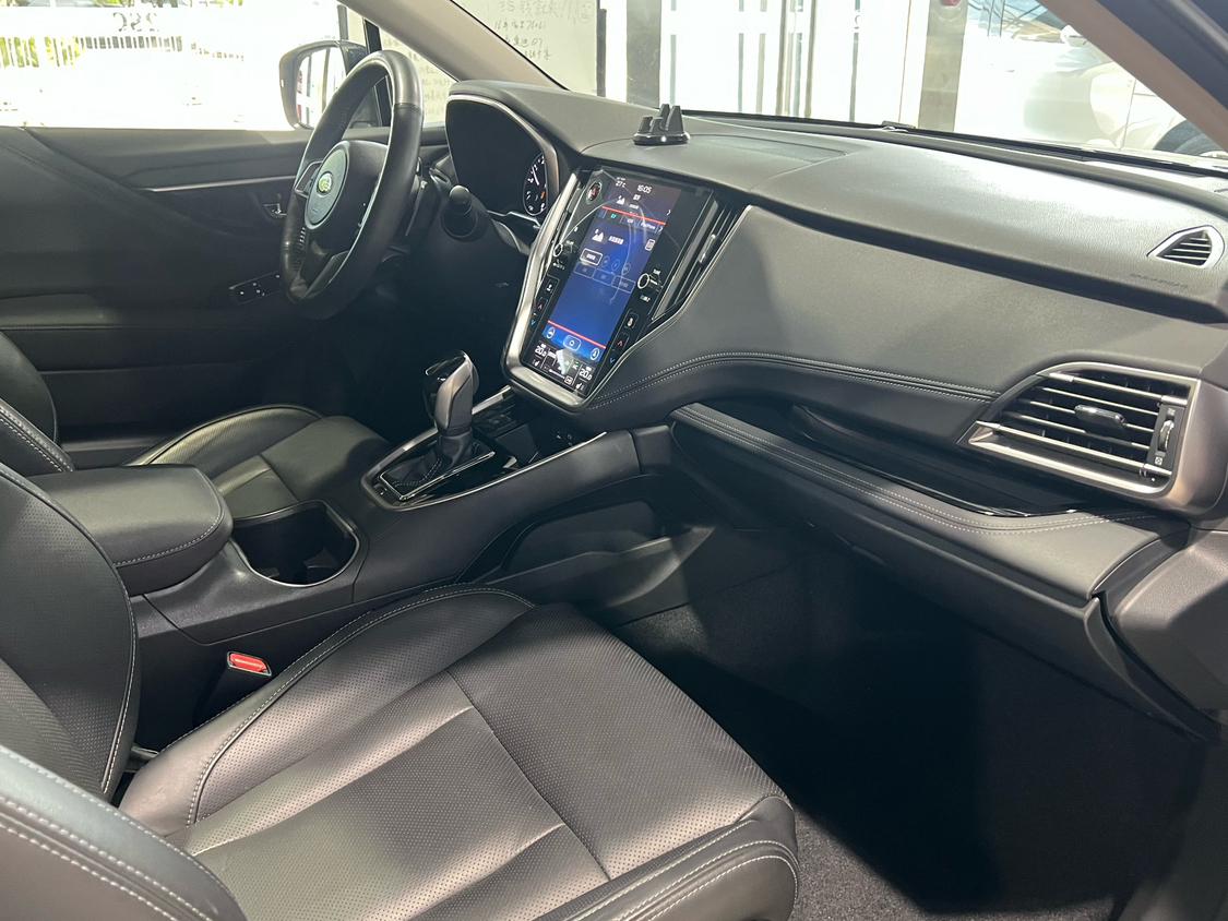 Subaru Outback 2021 thumb 12