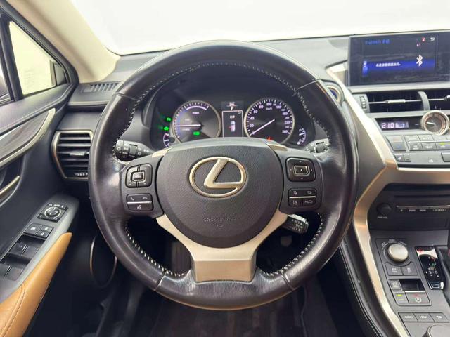 Lexus NX 2015 thumb 10