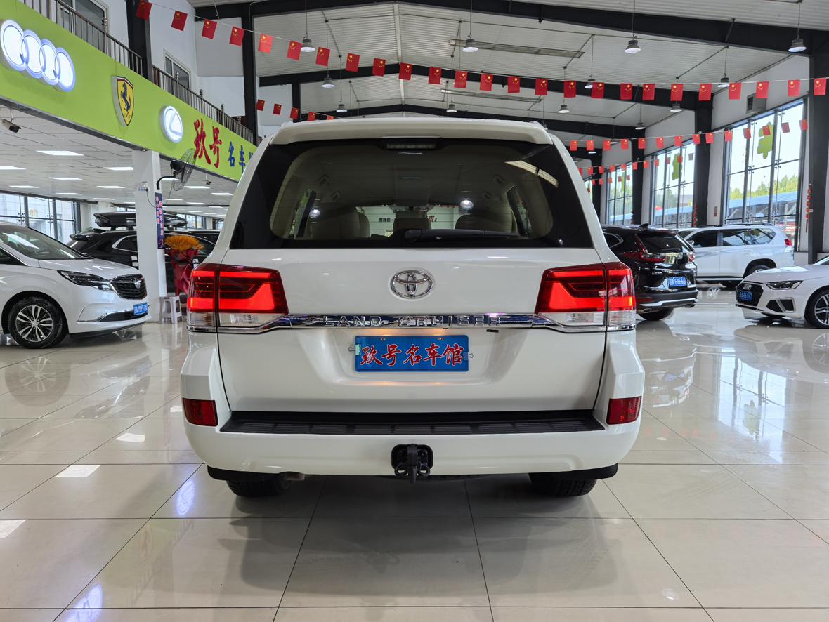 Toyota Land Cruiser 2015 thumb 3
