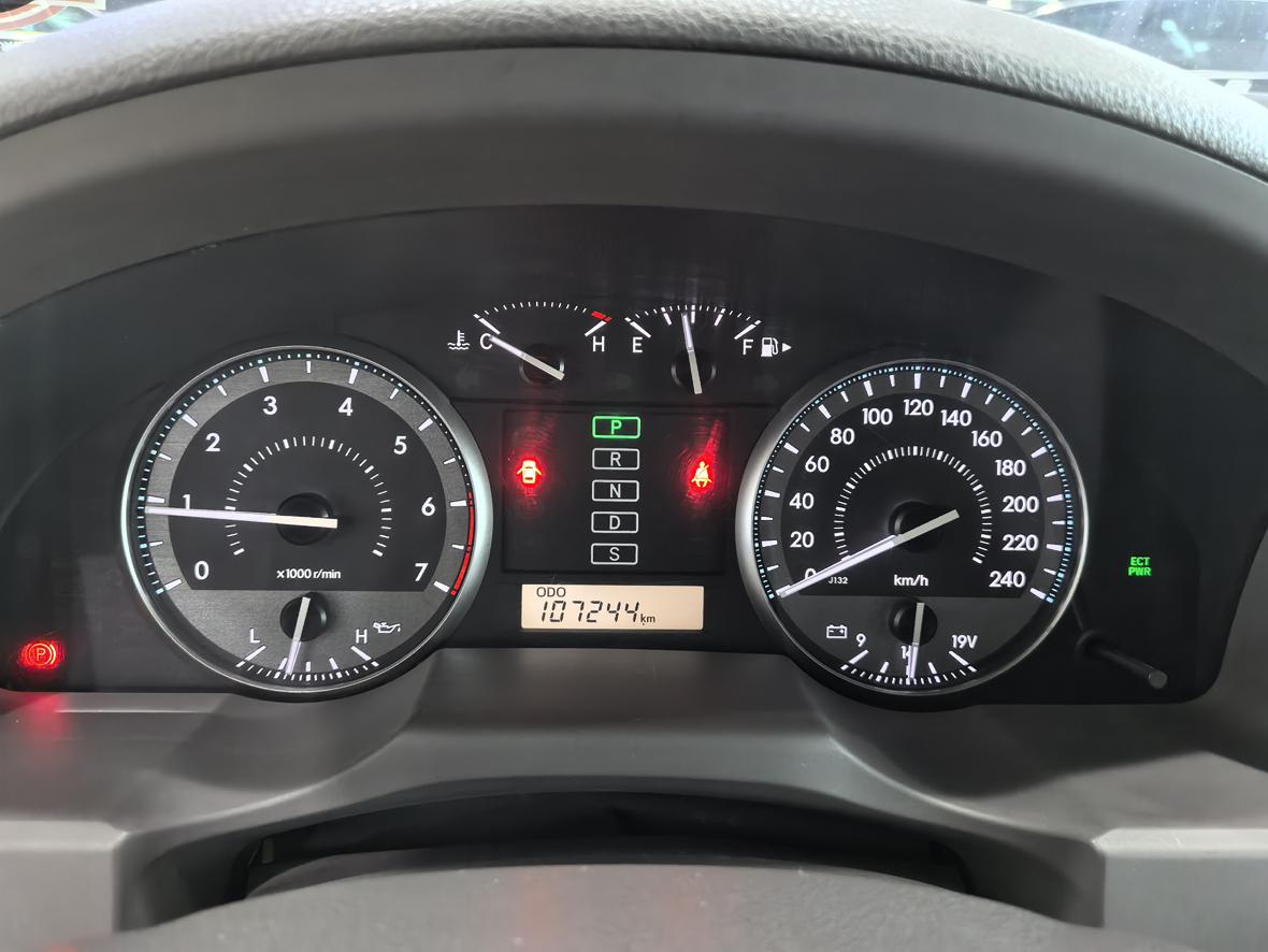 Toyota Land Cruiser 2015 thumb 10