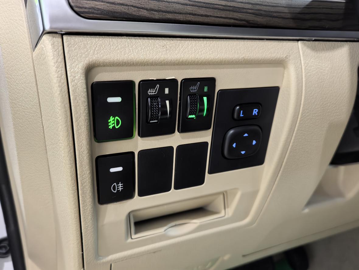 Toyota Land Cruiser 2015 thumb 12